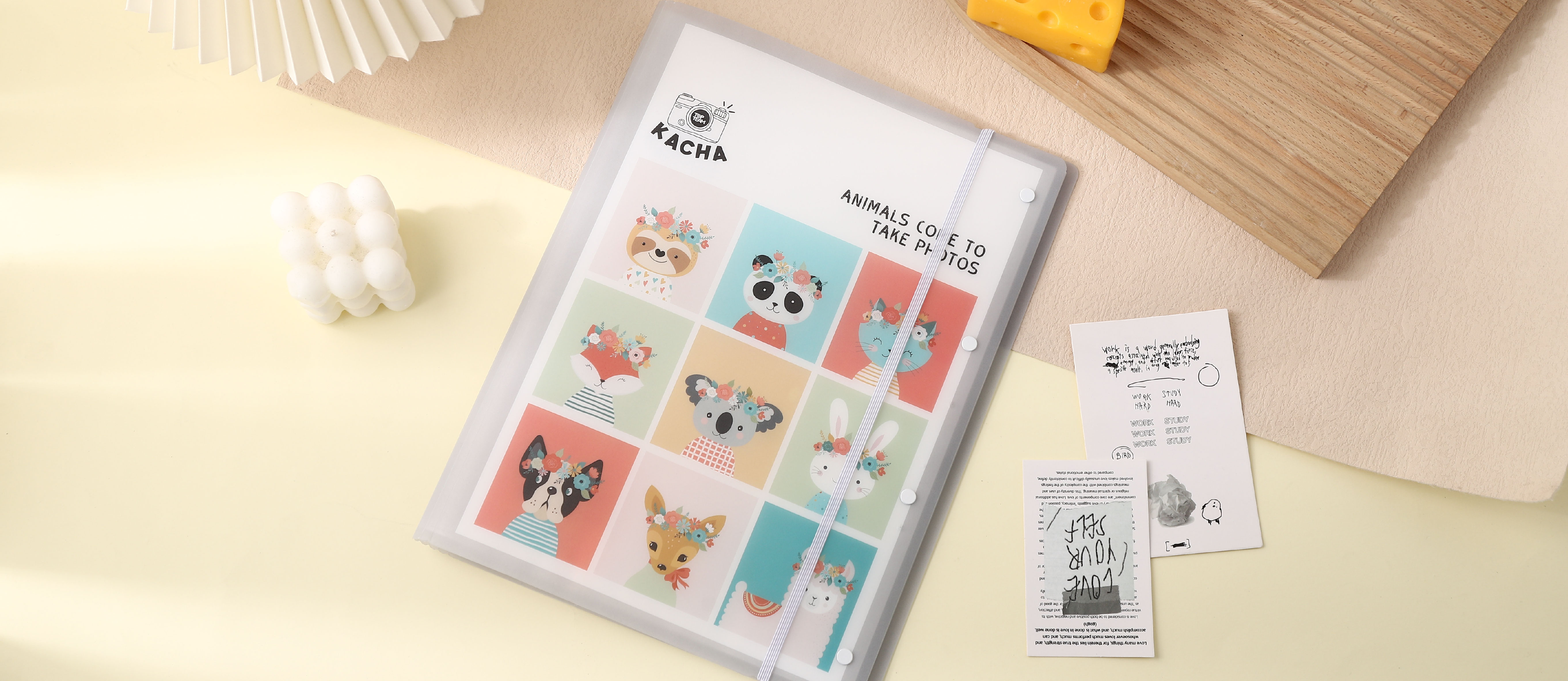 試卷冊『硬碰硬』，兩個爆款怎么選？