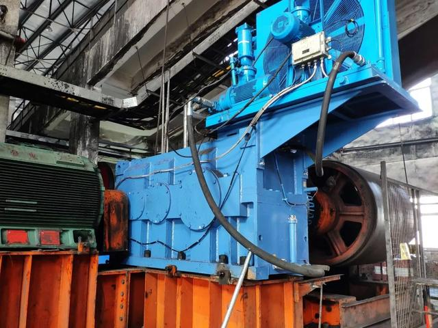 皮帶頭尾輪減速機(jī)