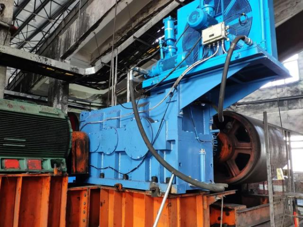 皮帶頭尾輪減速機(jī)