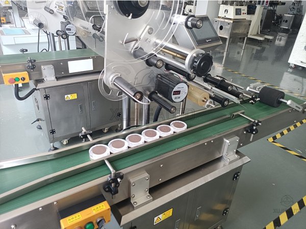 全自動平面貼標機