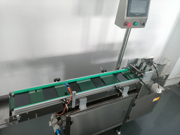 全自動分頁貼標機