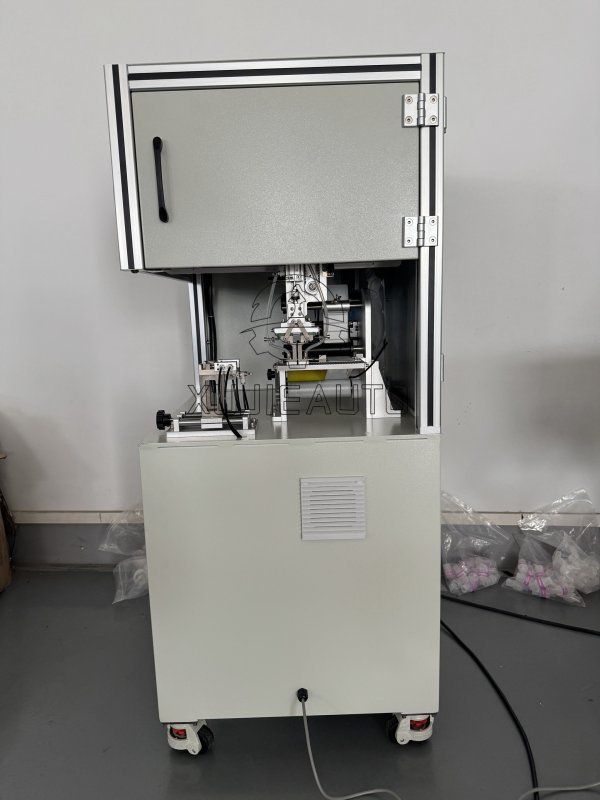 2025新款半自動電線對折貼標機