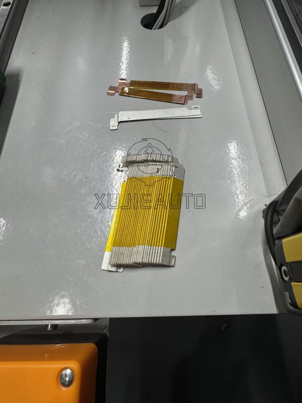 全自動定制膠帶切割粘貼一體機