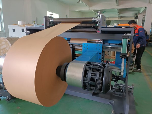 無(wú)軸蜂窩紙高速成型機(jī)