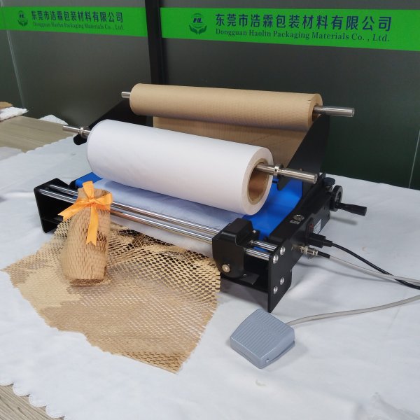 蜂窩紙自動(dòng)走紙機(jī)（帶裁刀）