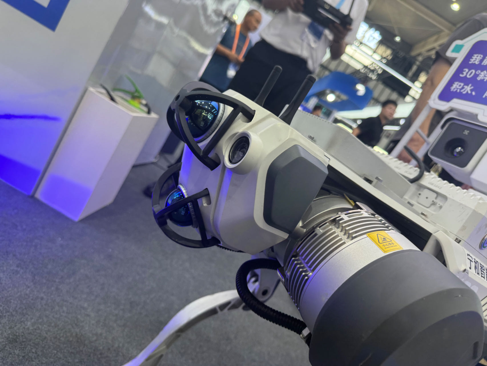 Mid-360激光雷達，倉儲物流機器人之眼