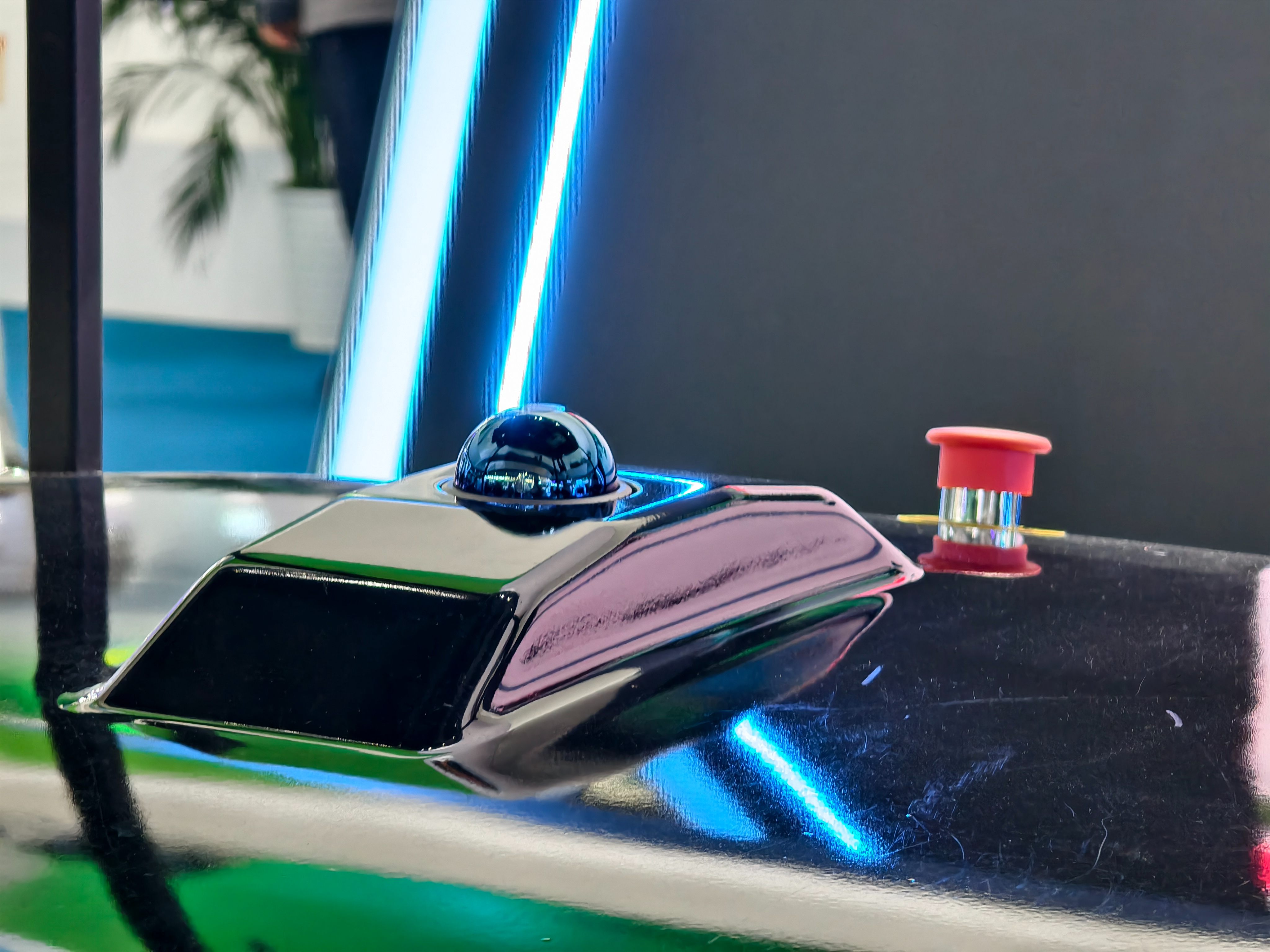 3D 感知升維暴擊！覽沃 Mid-360 讓清潔機器人告別 “盲人摸象”