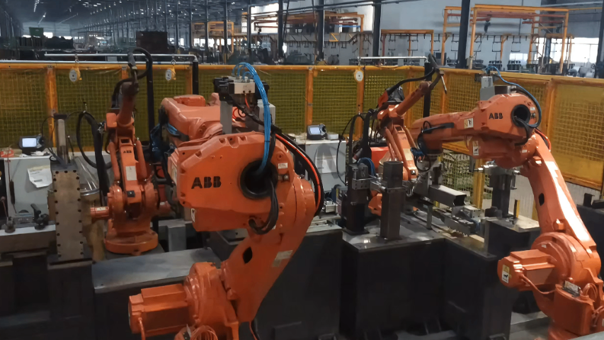 肇慶通用全自動(dòng)焊接機(jī)器人工作站降價(jià) 廣東利迅達(dá)機(jī)器人系統(tǒng)股份供應(yīng)