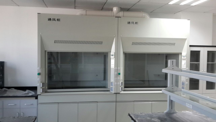 江蘇落地雙聯(lián)通風(fēng)柜/通風(fēng)櫥柜廠家 誠(chéng)信為本 杭州凡迪實(shí)驗(yàn)設(shè)備供應(yīng)