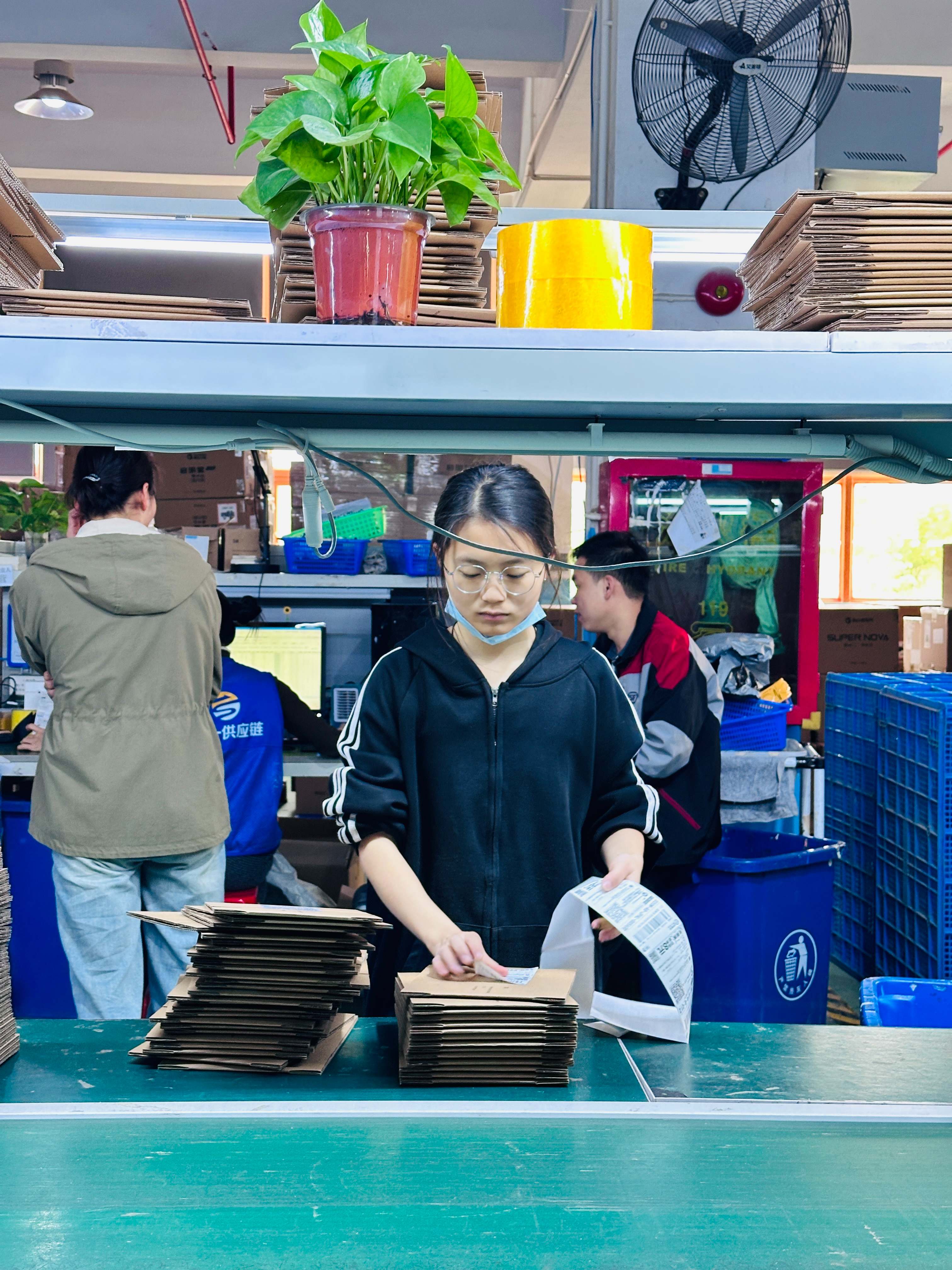 智能仓配赋能数码商家破局 9001cc金沙云仓打造全链路履约新方向
