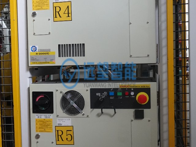 佛山高速運(yùn)轉(zhuǎn)汽車油箱生產(chǎn)線工廠直銷,汽車油箱生產(chǎn)線