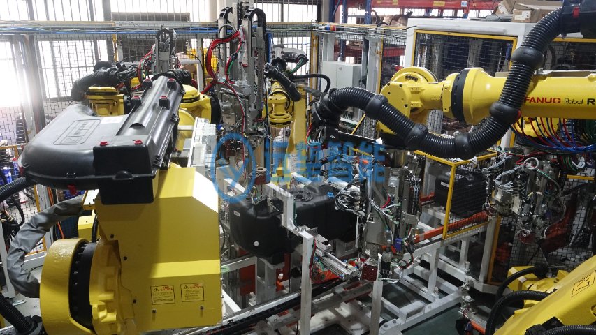 佛山高速運(yùn)轉(zhuǎn)汽車油箱生產(chǎn)線工廠直銷,汽車油箱生產(chǎn)線