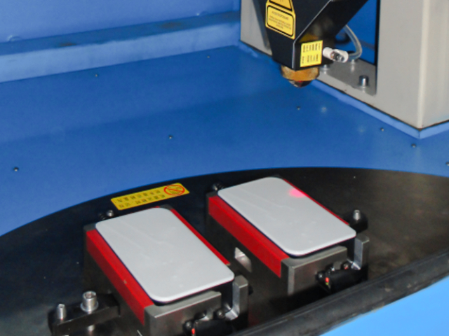 苏州小型激光焊接机工厂直销,激光焊接机