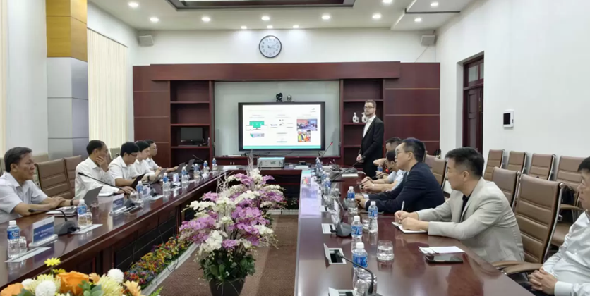 Sun.King Technology Visits Vietnam Electricity (EVN) to Explore New Opportunities for Power Cooperation E3341e75d6be78bd1b8b2dd54a31165c