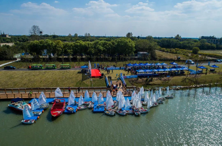 廣州運(yùn)動(dòng)服定制供應(yīng)商電話 上海盈動(dòng)體育用品供應(yīng)