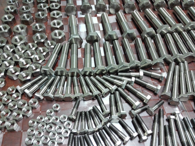 無錫TC4鈦標(biāo)準(zhǔn)件多少錢 寶雞中巖鈦業(yè)供應(yīng) 寶雞中巖鈦業(yè)供應(yīng)