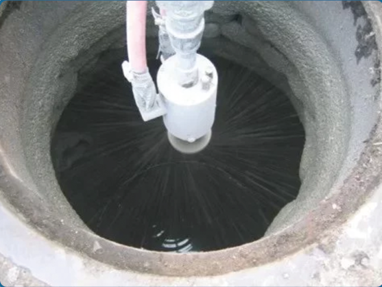 Structural spraying method for inspection wells (square ducts and large pipelines)