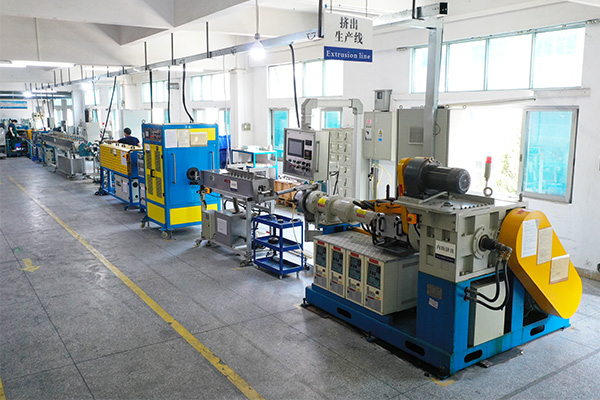 膠管/膠條擠出設(shè)備