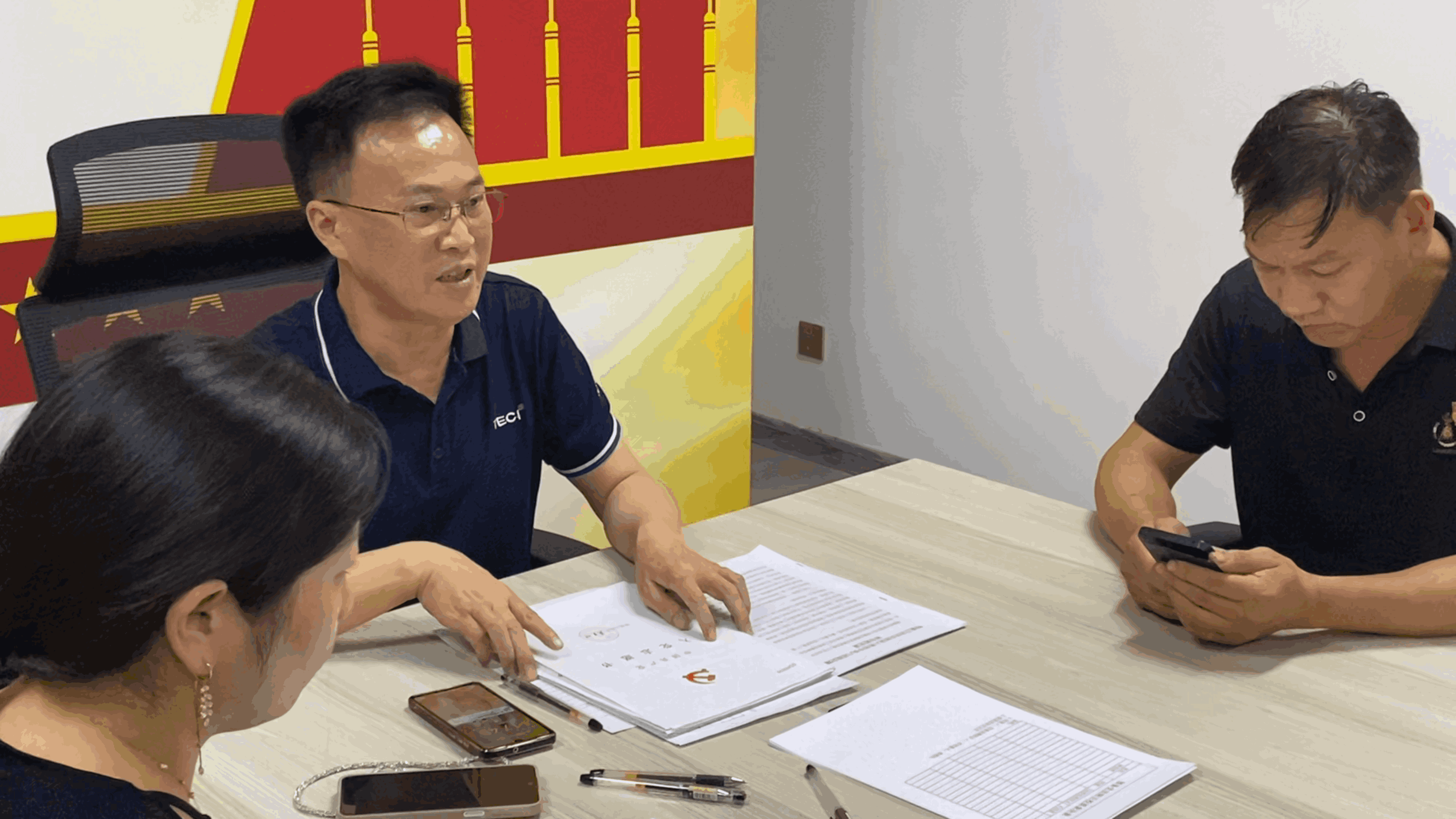 筑牢思想防線 弘揚實干清風