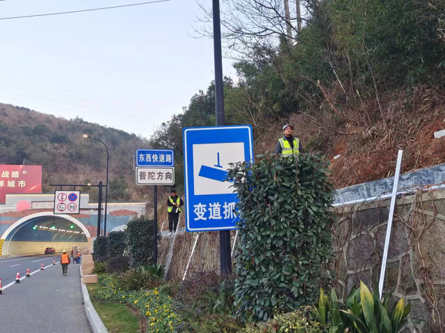 深圳市政生態(tài)邊坡綠化供應(yīng)廠家,生態(tài)邊坡綠化