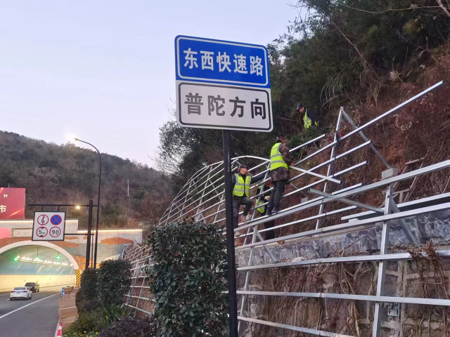 江苏矿区生态边坡绿化市价,生态边坡绿化