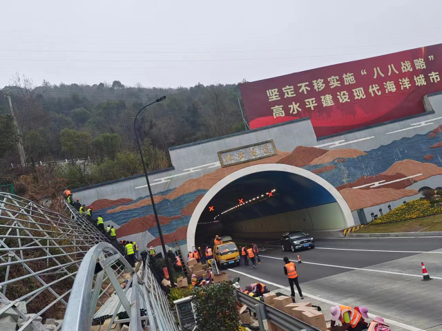厚层基材生态边坡绿化定制价格