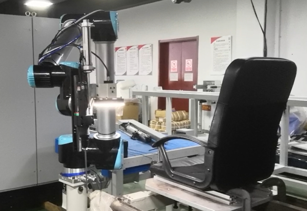 汽车座椅打螺钉