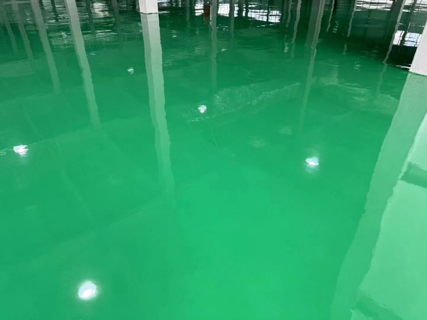 百年成诺地坪漆源头生产厂家，环氧砂浆地坪