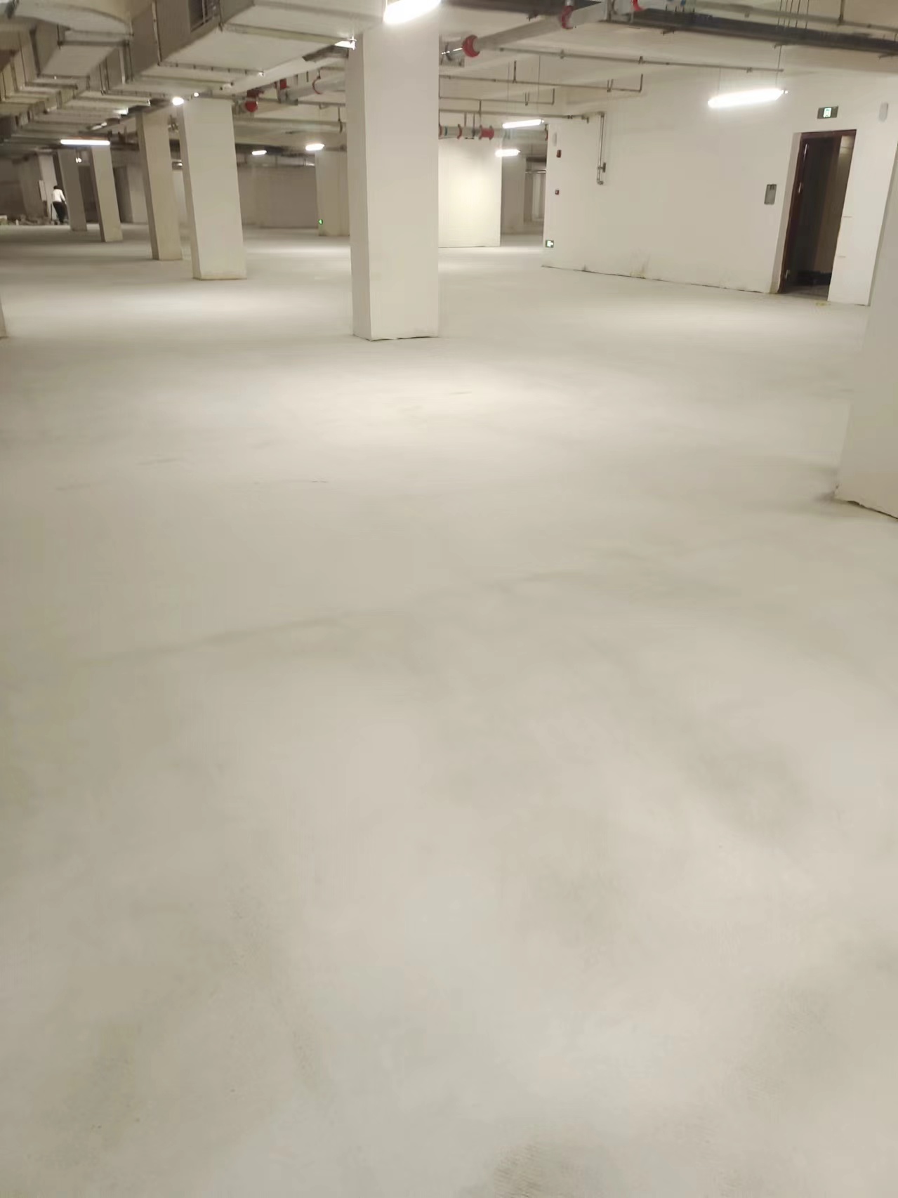 百年成诺地坪漆生产厂家，水泥基自流平