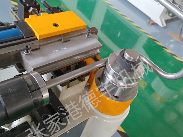 浙江全自動彎管機設(shè)備 張家港德宇機械供應(yīng);