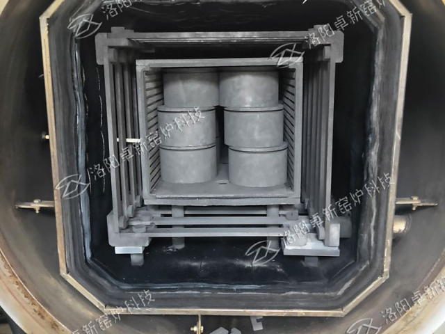 湖北高溫石墨爐銷售價格 品質(zhì)廠家 洛陽卓新窯爐科技供應(yīng)