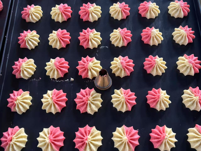 一鍵清洗曲奇餅干機(jī)無(wú)糖餅干生產(chǎn) 歡迎來(lái)電 威文機(jī)械供應(yīng)