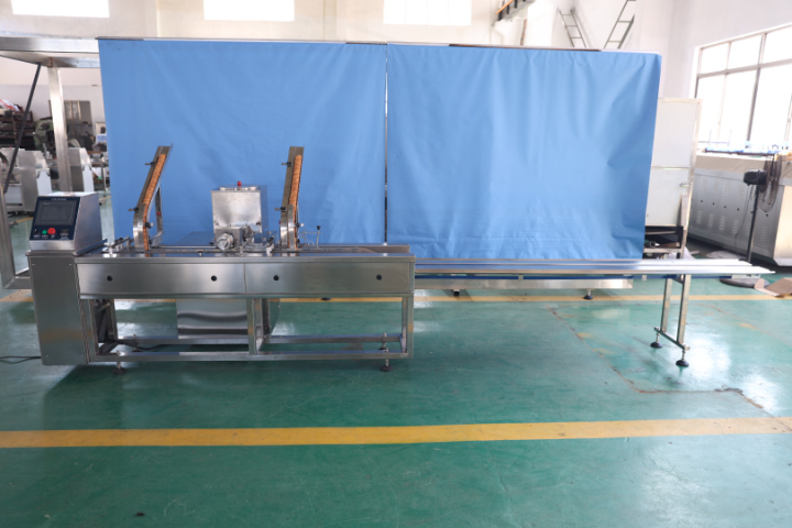 餅干夾心機(jī) 歡迎來電 威文機(jī)械供應(yīng)