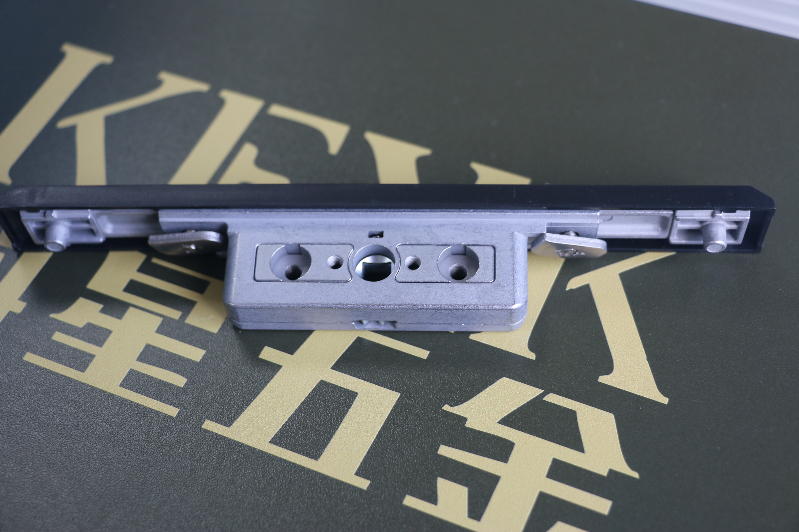 系統(tǒng)窗傳動鎖盒13型號