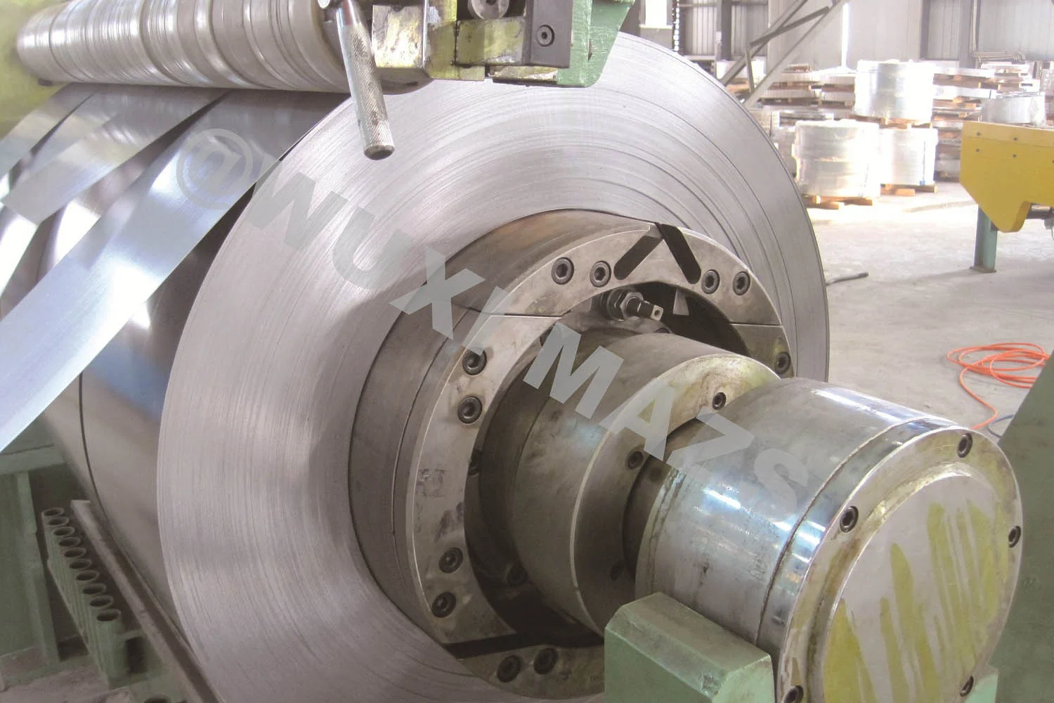 small size automatic slitting machine