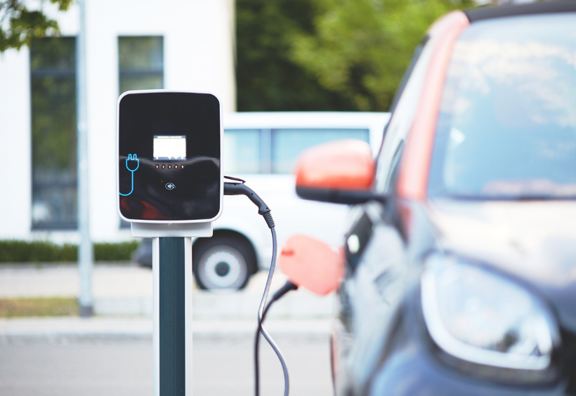 新基建-新能源充電樁