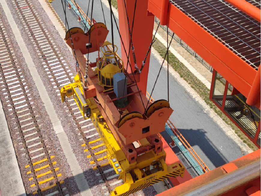 吊具防摇系统（SDS）