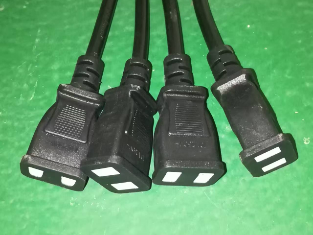 齊齊哈爾一拖三連接器采購 來電咨詢 深圳市寶鑫林供應(yīng)