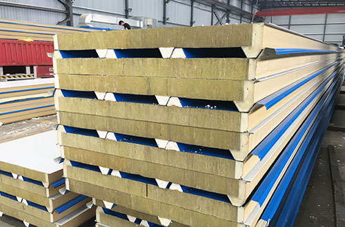 巖棉、泡沫、吸音夾芯板三大夾芯板的應(yīng)用與比較