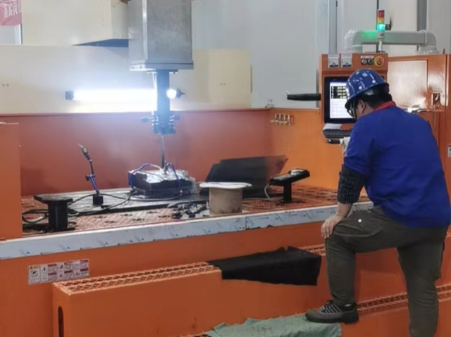 東莞放電鏡面火花機按需設計 進榮精機（東莞）供應