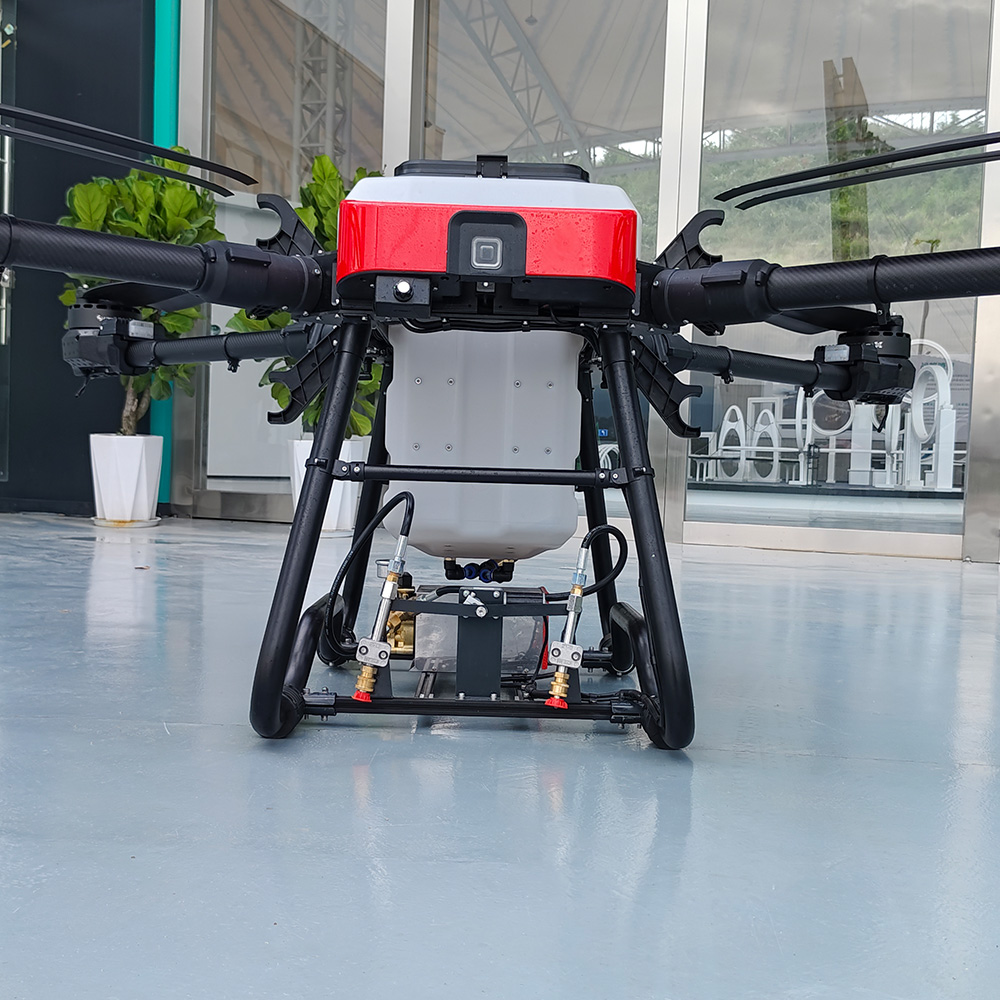 清洗無(wú)人機(jī)-光伏清洗機(jī)器人