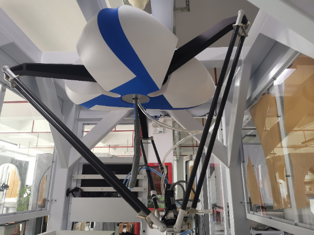 安徽国内湿巾贴盖设备公司 欢迎咨询 广东若贝特智能机器人科技供应