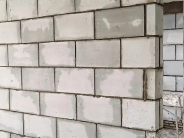 工業(yè)園區(qū)品牌建筑砌塊現(xiàn)價