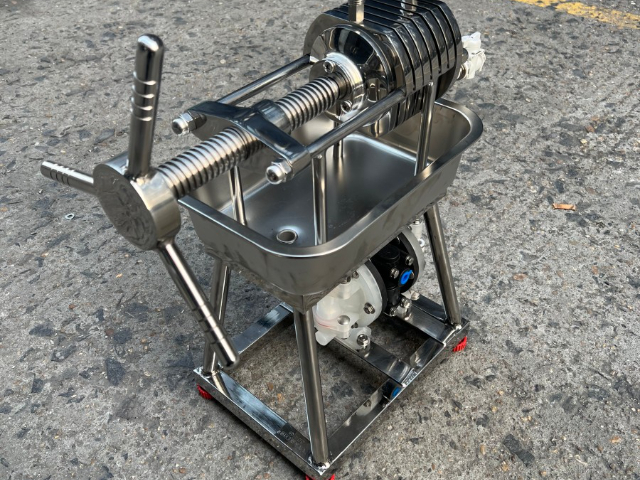 海盐耐温80度实验室压滤机价格多少 海宁市锋祥过滤设备供应