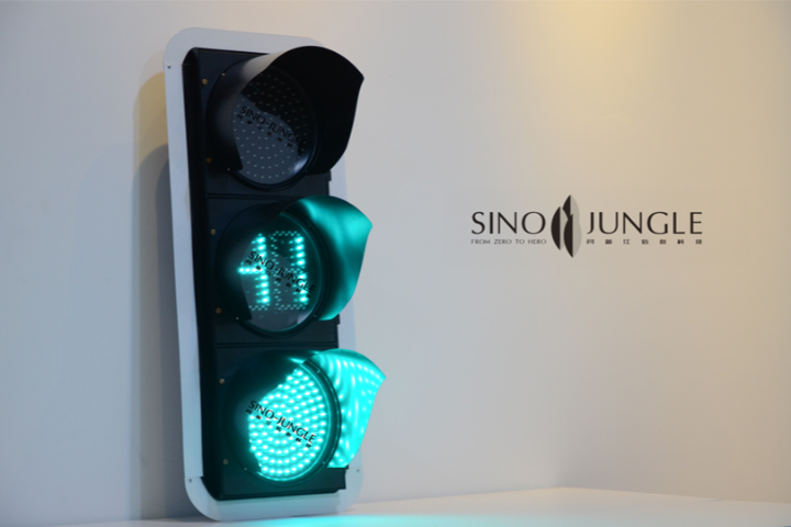 貴州LED智能聯(lián)網(wǎng)交通信號(hào)燈批發(fā)選哪家 歡迎來(lái)電 賽諾交科智能交通技術(shù)供應(yīng)