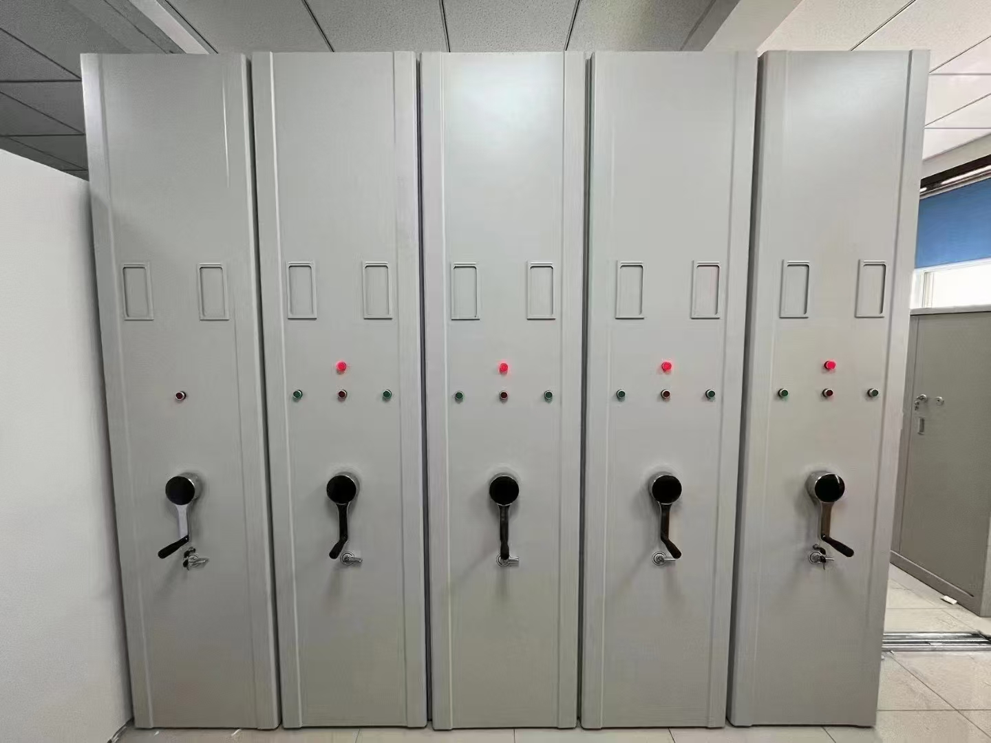 電動密集架