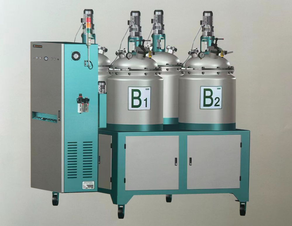 Low pressure foaming machine