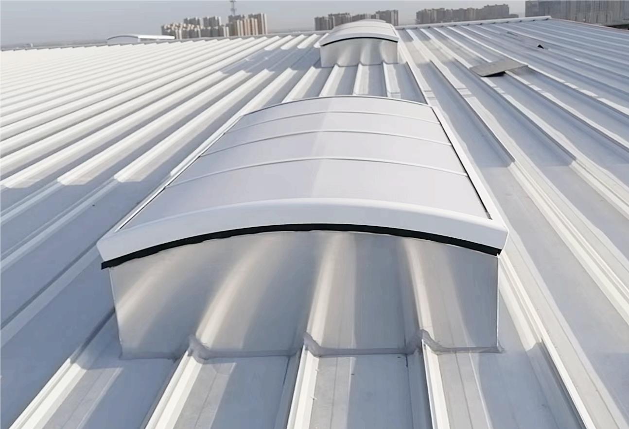 不同材質排煙天窗的防火性能有何差異？