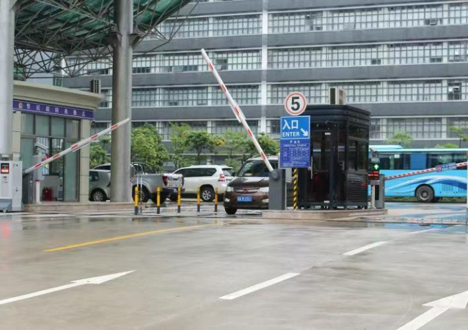 合肥工地通道閘報價,收費道閘