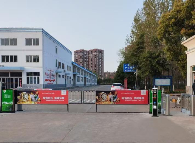 上海工廠電動伸縮門精選廠家 上海實濤市政工程供應(yīng)